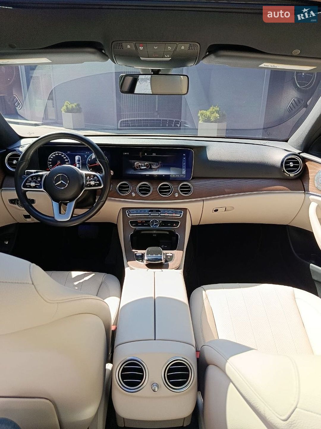 Mercedes-Benz E-Class 2019 VIN WDDZF8EB3LA699420 фото оголошення 11 з 21