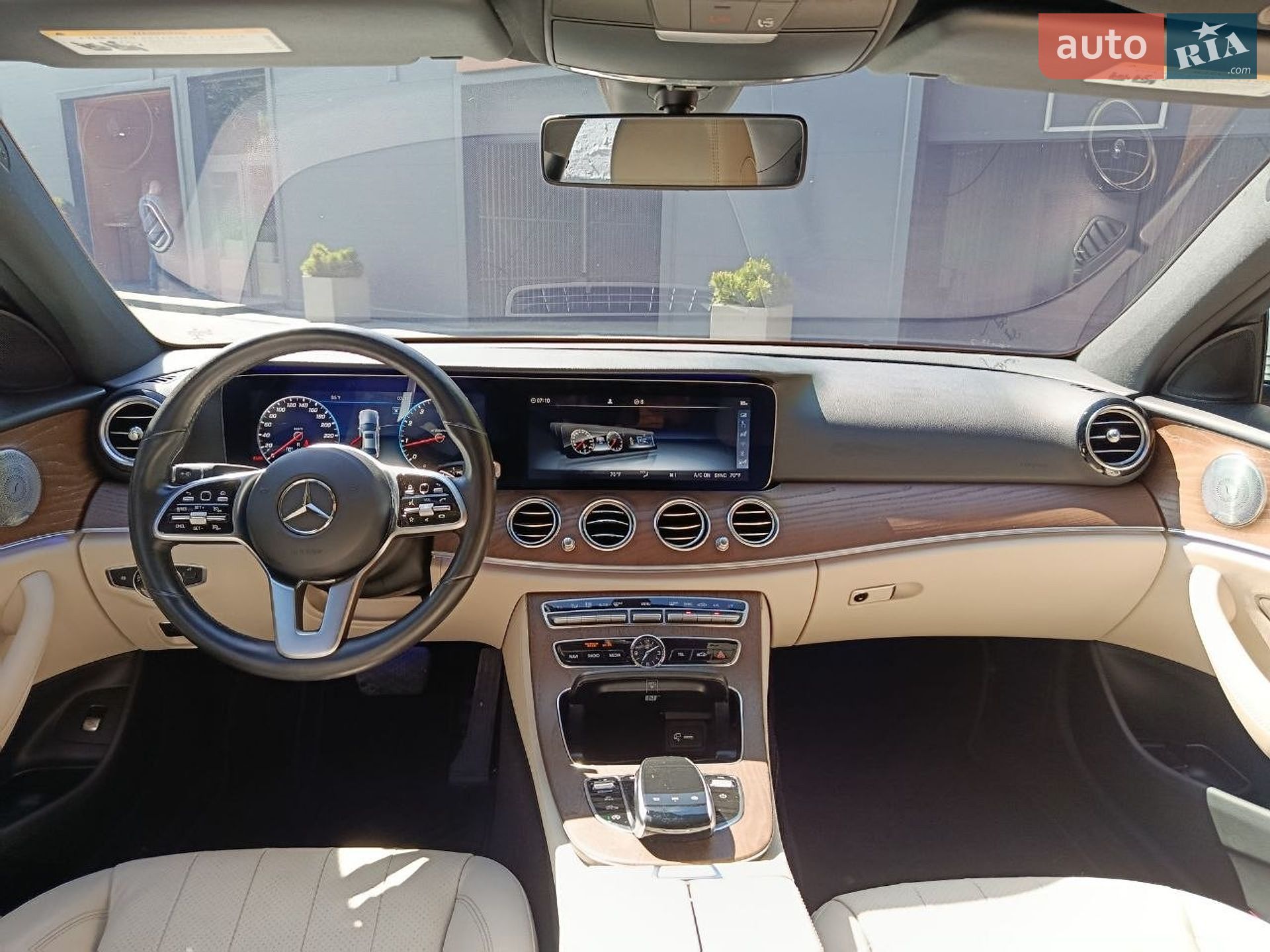 Mercedes-Benz E-Class 2019 VIN WDDZF8EB3LA699420 фото оголошення 18 з 21