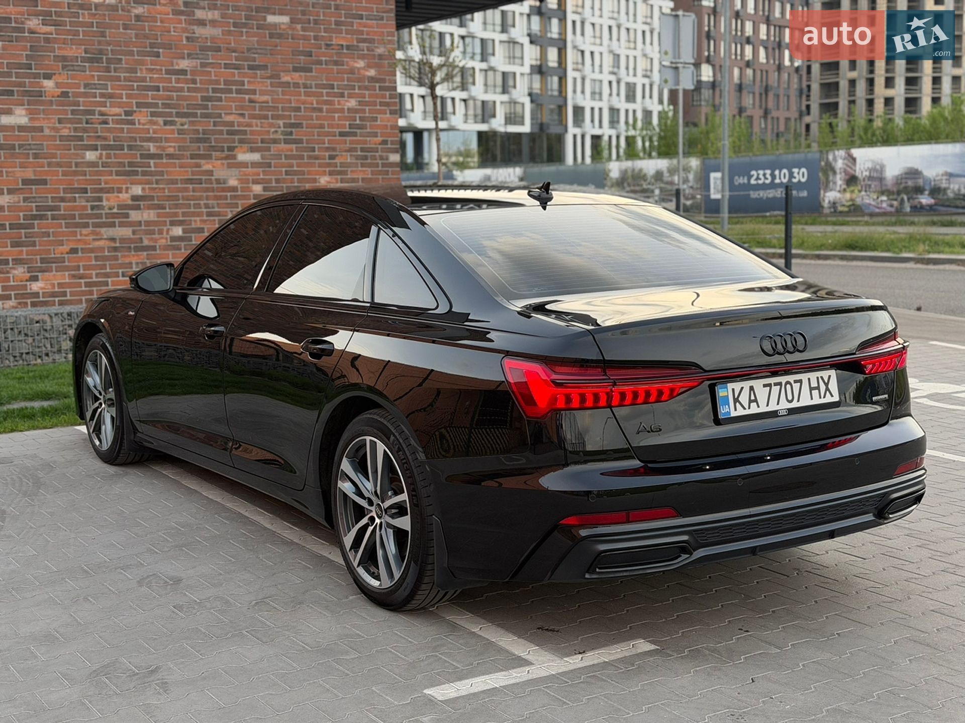 Audi A6 2022 VIN WAUM2BF24NN052500 фото оголошення 4 з 44