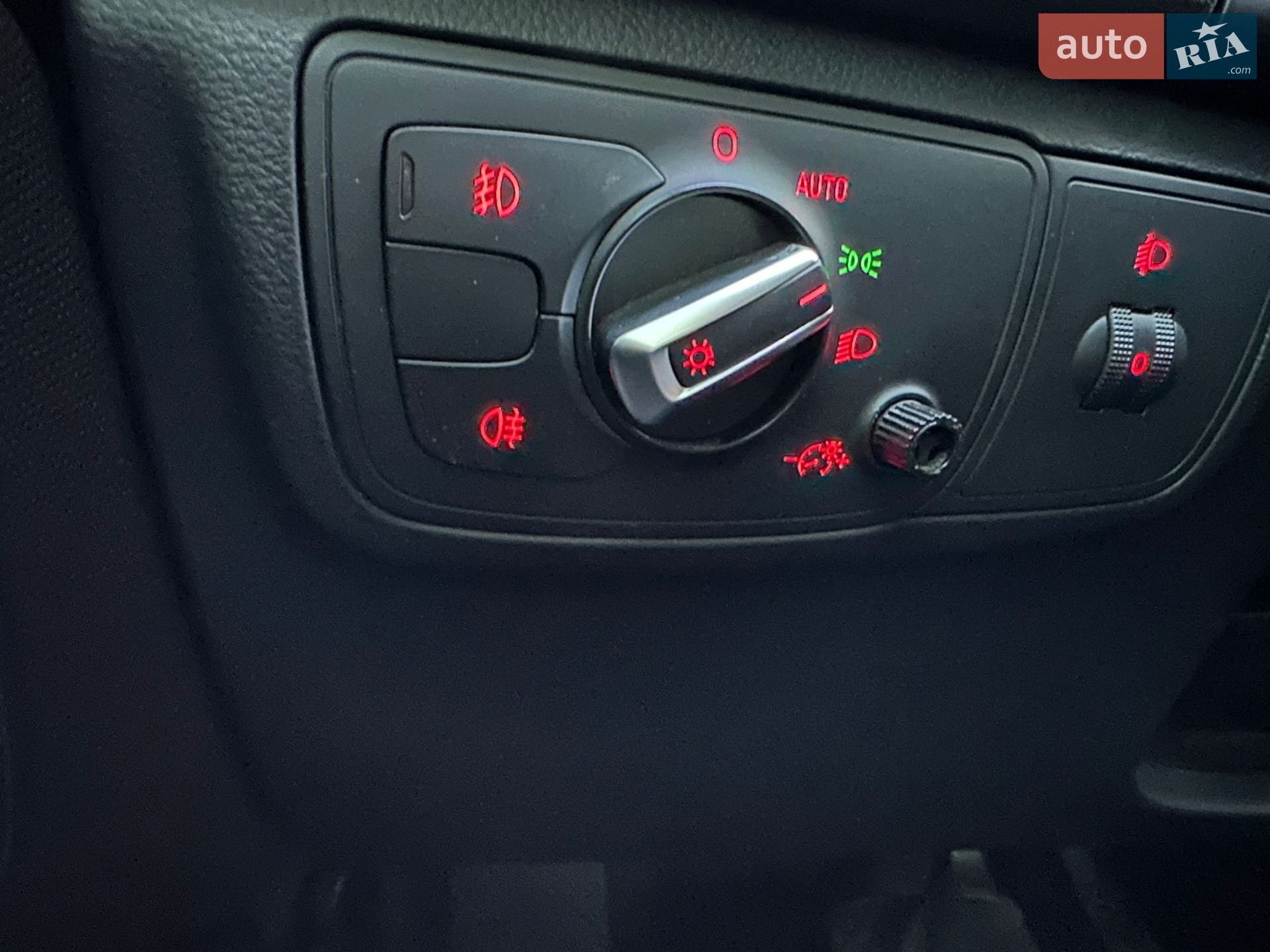 Audi A6 2011 VIN WAUZZZ4G5BN018621 фото оголошення 31 з 40