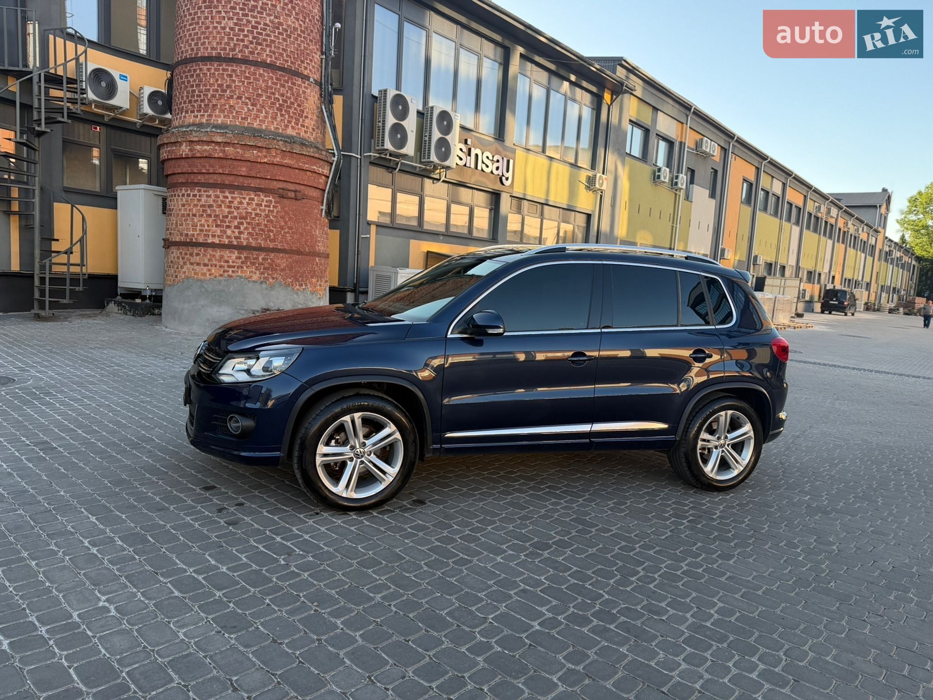 Volkswagen Tiguan 2014 VIN WVGZZZ5NZEW569403 фото оголошення 5 з 47