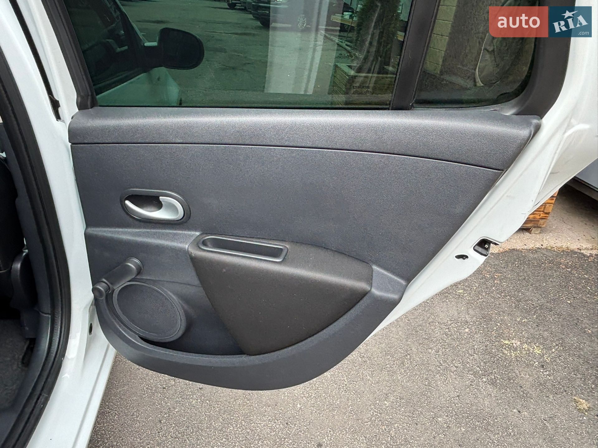 Renault Clio 2011 VIN VF1KRC40H46400424 фото оголошення 60 з 80