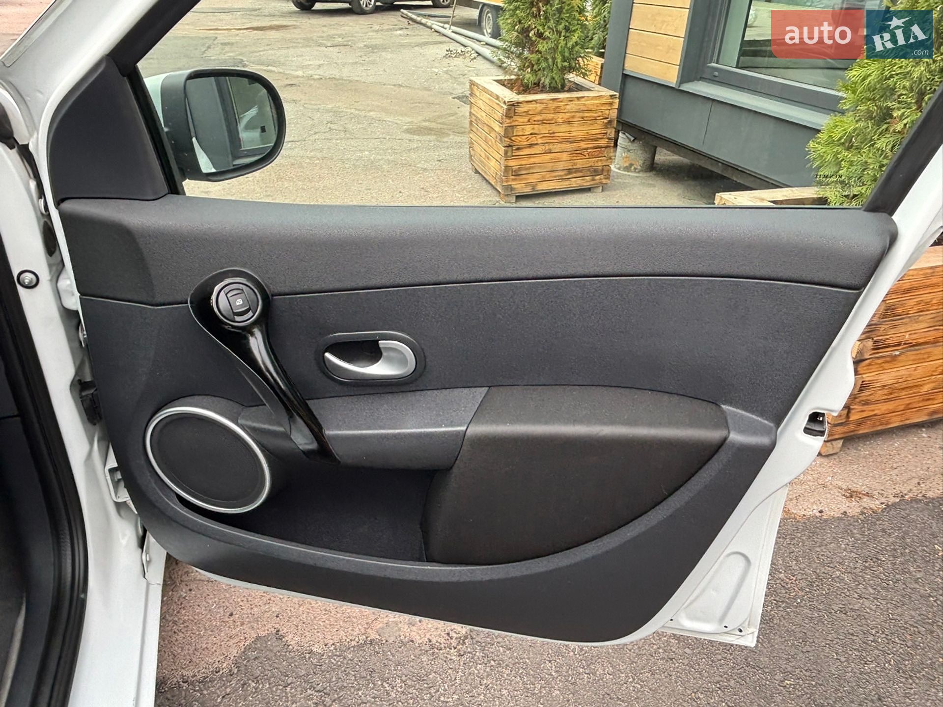 Renault Clio 2011 VIN VF1KRC40H46400424 фото оголошення 70 з 80