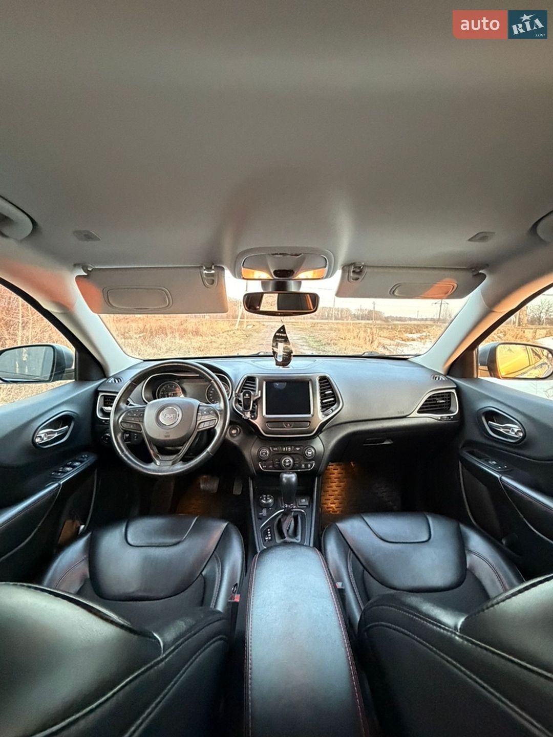 Jeep Cherokee 2019 VIN 1C4PJMBX9KD363342 фото оголошення 46 з 46