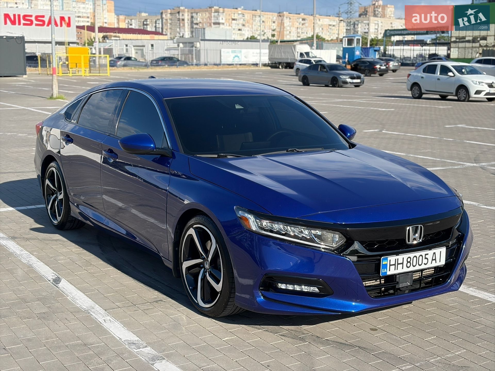 Honda Accord 2017 VIN 1HGCV1F30JA000678 фото оголошення 3 з 29