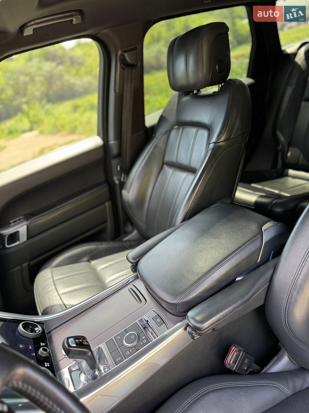 Land Rover Range Rover Sport 2018 VIN SALWR2RV4JA402540 фото оголошення 13 з 29