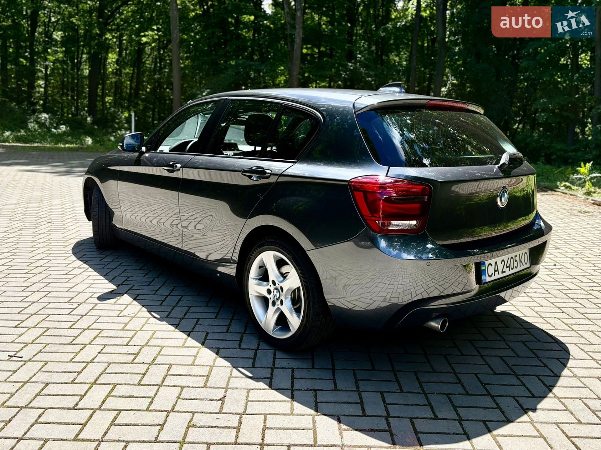BMW 1 Series 2013 VIN WBA1C71090J947600 фото оголошення 4 з 28