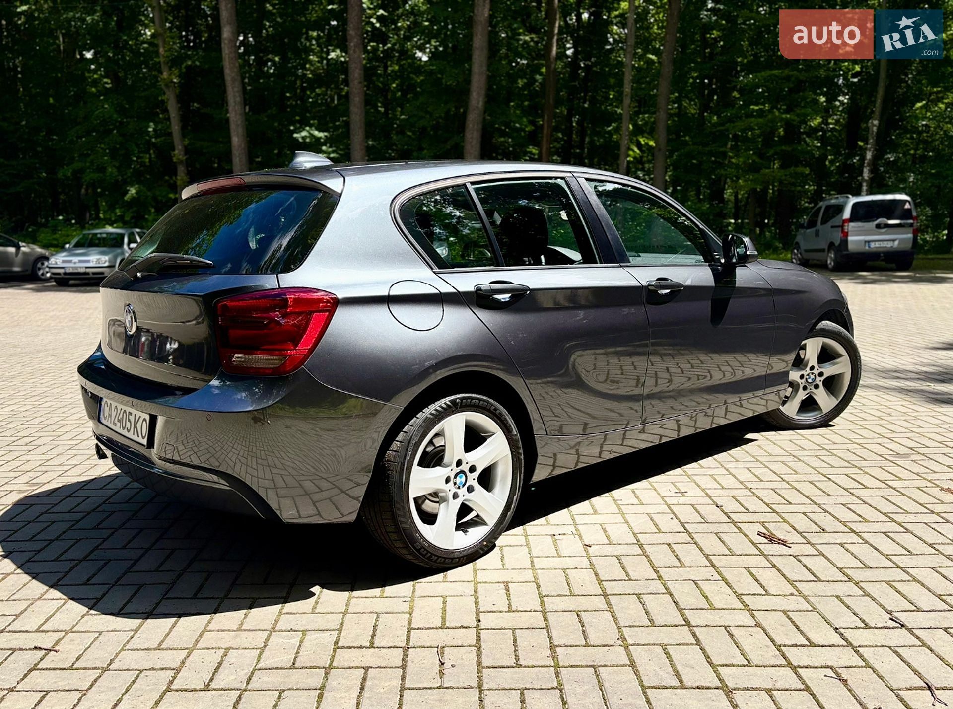 BMW 1 Series 2013 VIN WBA1C71090J947600 фото оголошення 5 з 28