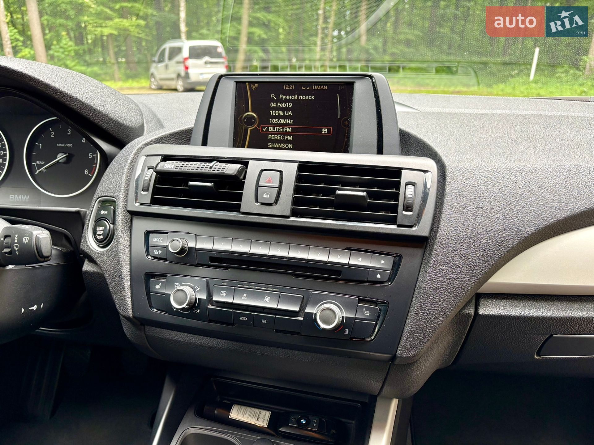 BMW 1 Series 2013 VIN WBA1C71090J947600 фото оголошення 11 з 28