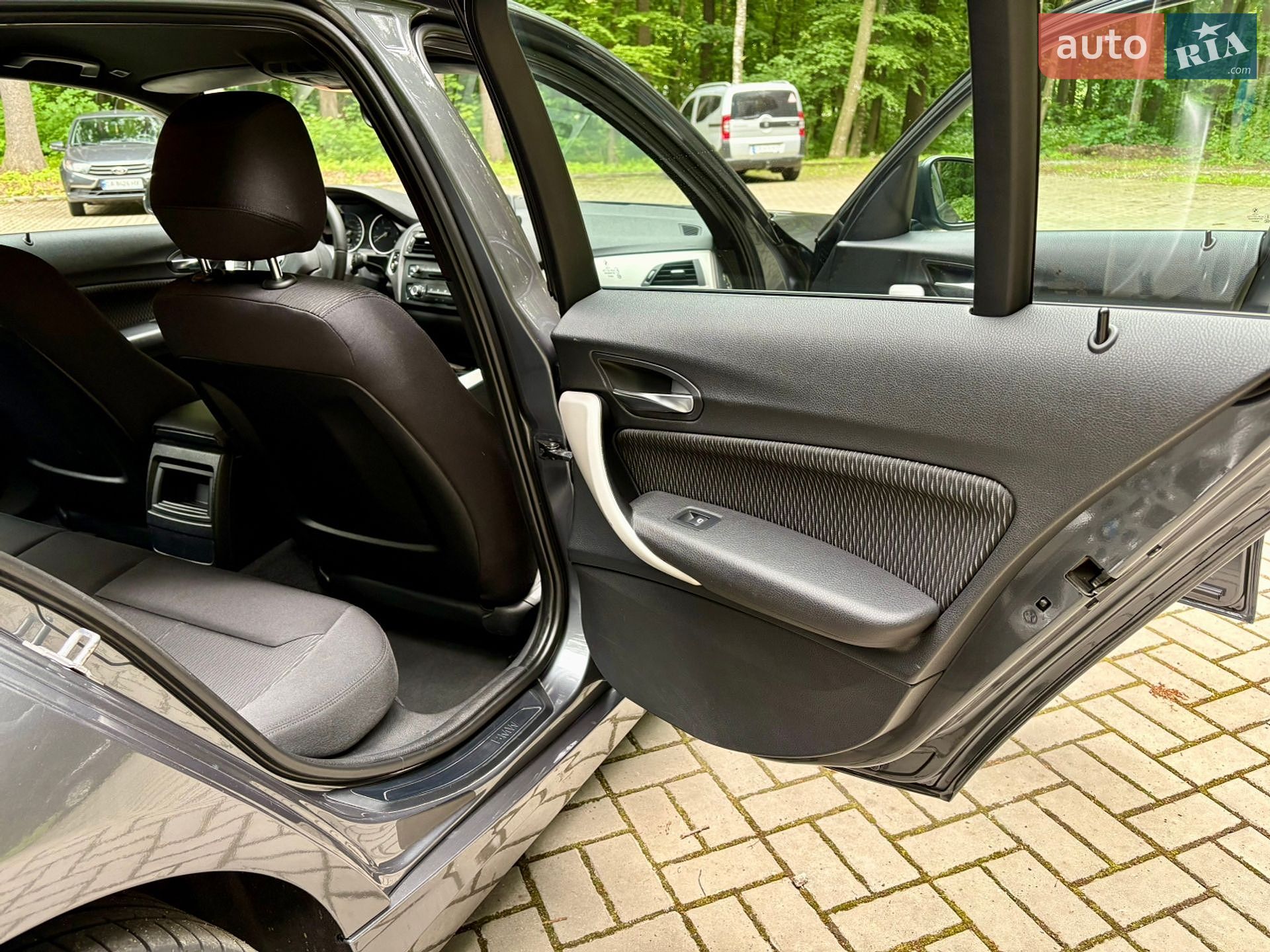 BMW 1 Series 2013 VIN WBA1C71090J947600 фото оголошення 15 з 28