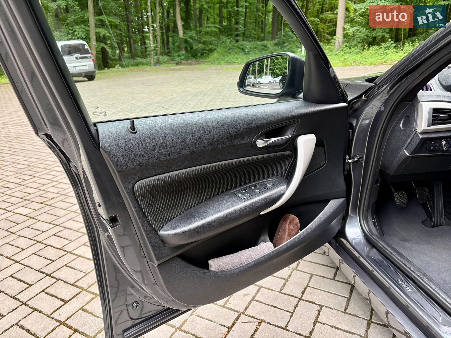 BMW 1 Series 2013 VIN WBA1C71090J947600 фото оголошення 16 з 28