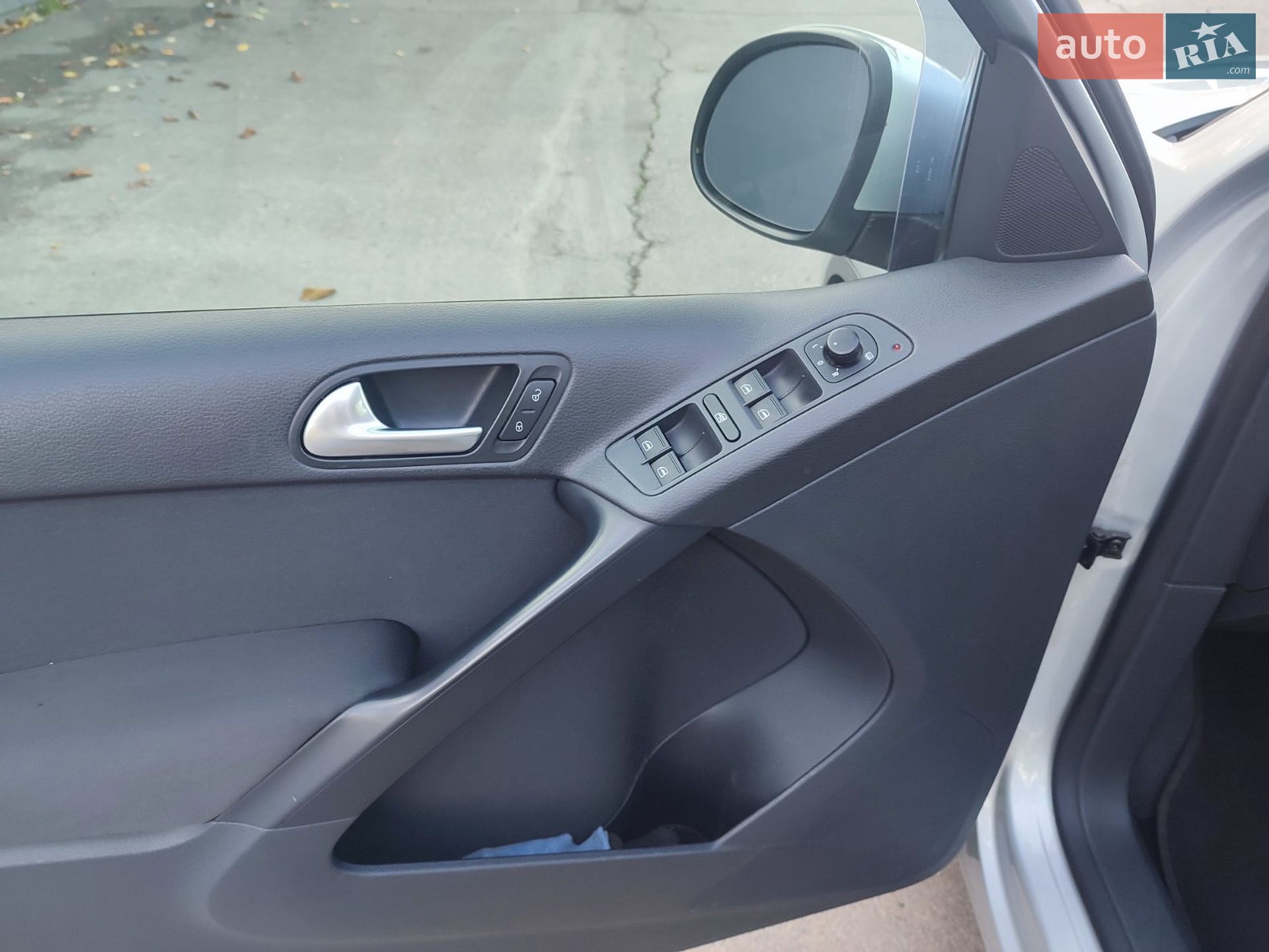 Volkswagen Tiguan 2013 VIN WVGBV3AX7EW545782 фото оголошення 10 з 27