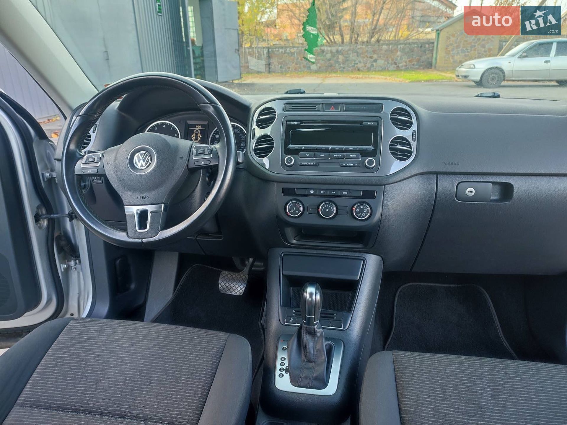 Volkswagen Tiguan 2013 VIN WVGBV3AX7EW545782 фото оголошення 18 з 27