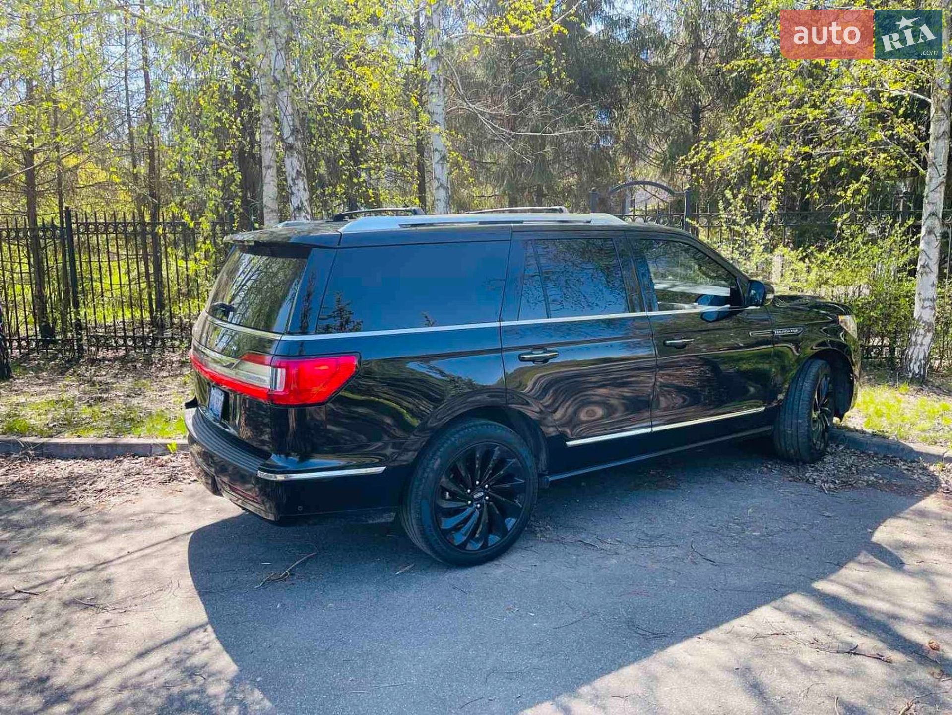 Lincoln Navigator 2020 VIN 5LMJJ2LTXLEL13589 фото оголошення 5 з 29