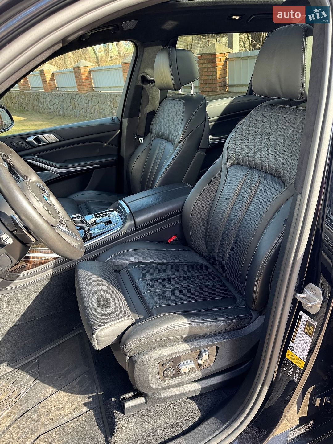 BMW X7 2019 VIN 5UXCX6C02L9B33741 фото оголошення 16 з 29