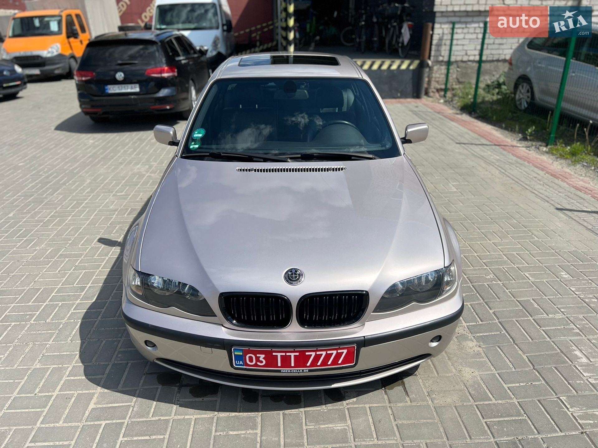 BMW 3 Series 2004 VIN WBAEY71080KS58211 фото оголошення 3 з 79
