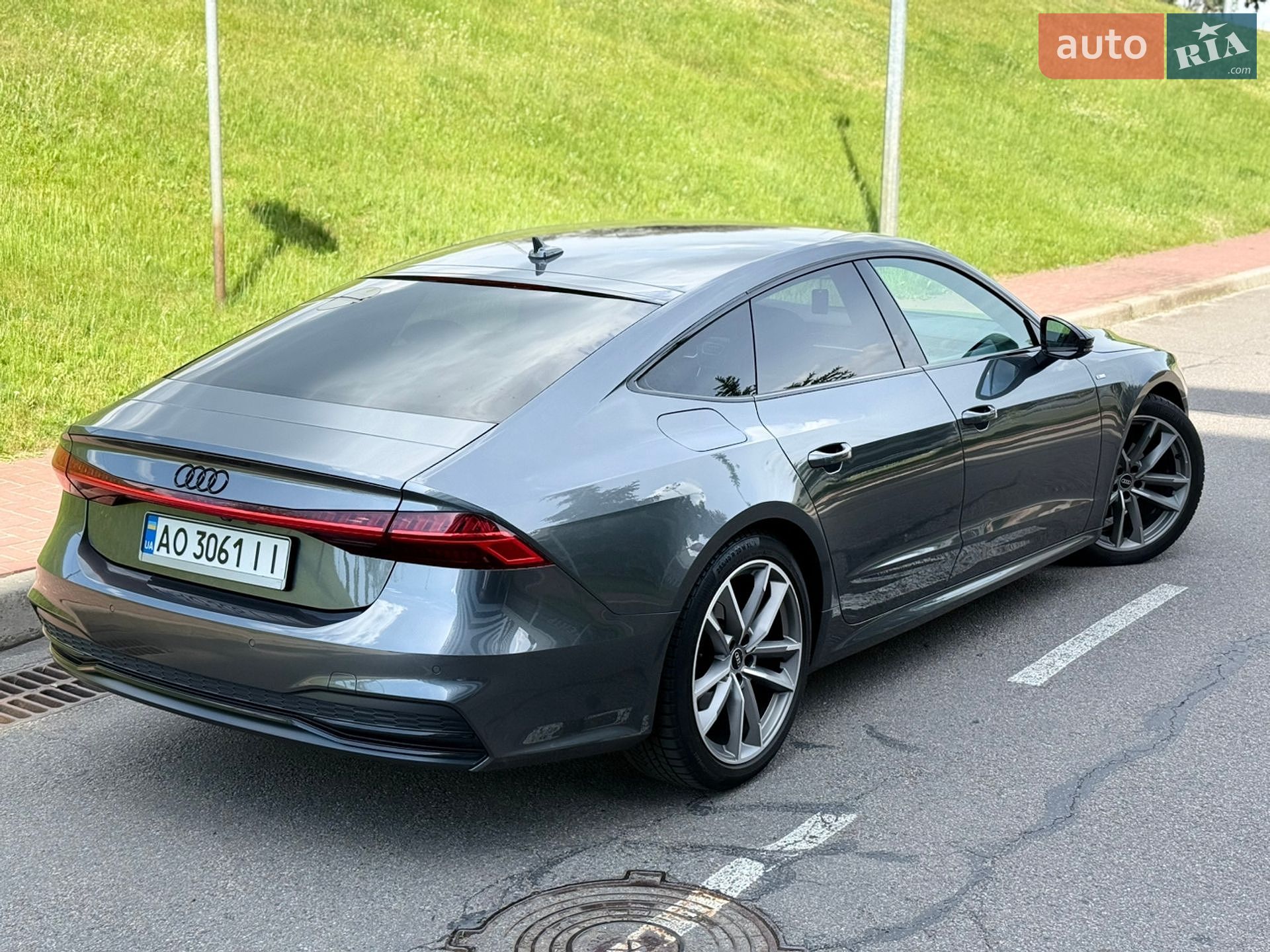 Audi A7 Sportback 2021 VIN WAUZZZF22MN082667 фото оголошення 8 з 44