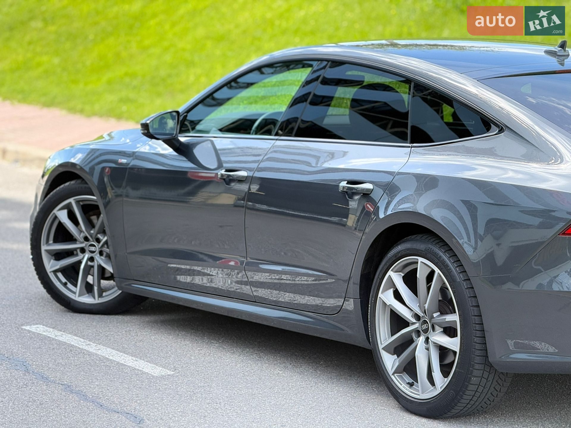 Audi A7 Sportback 2021 VIN WAUZZZF22MN082667 фото оголошення 28 з 44