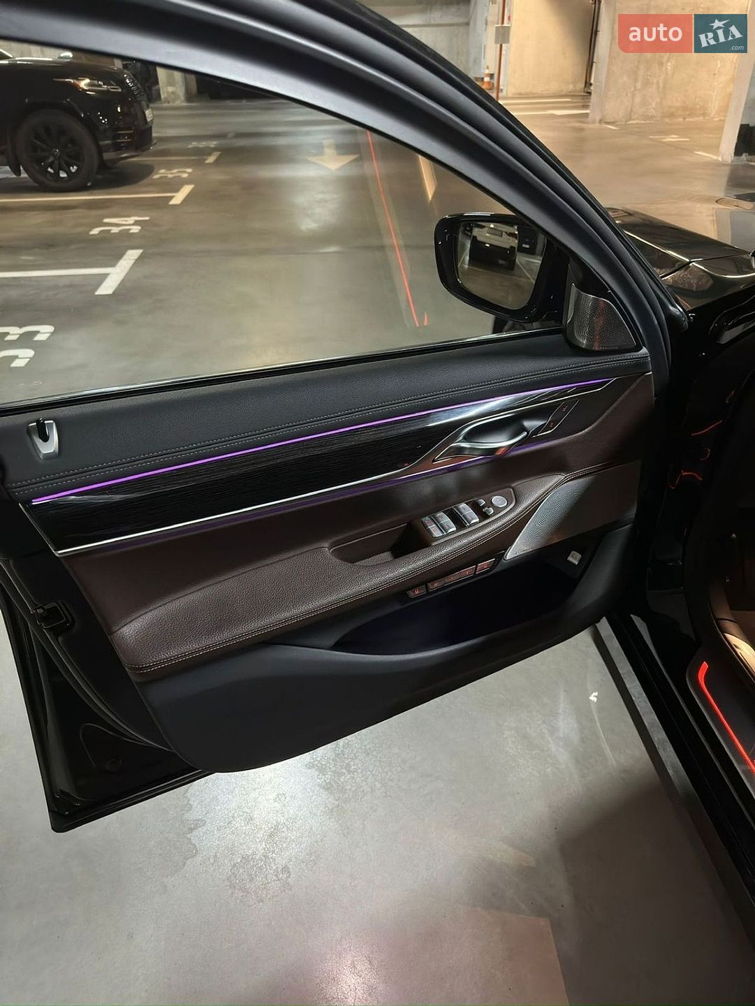 BMW 7 Series 2015 VIN WBA7F21040G382450 фото оголошення 32 з 43