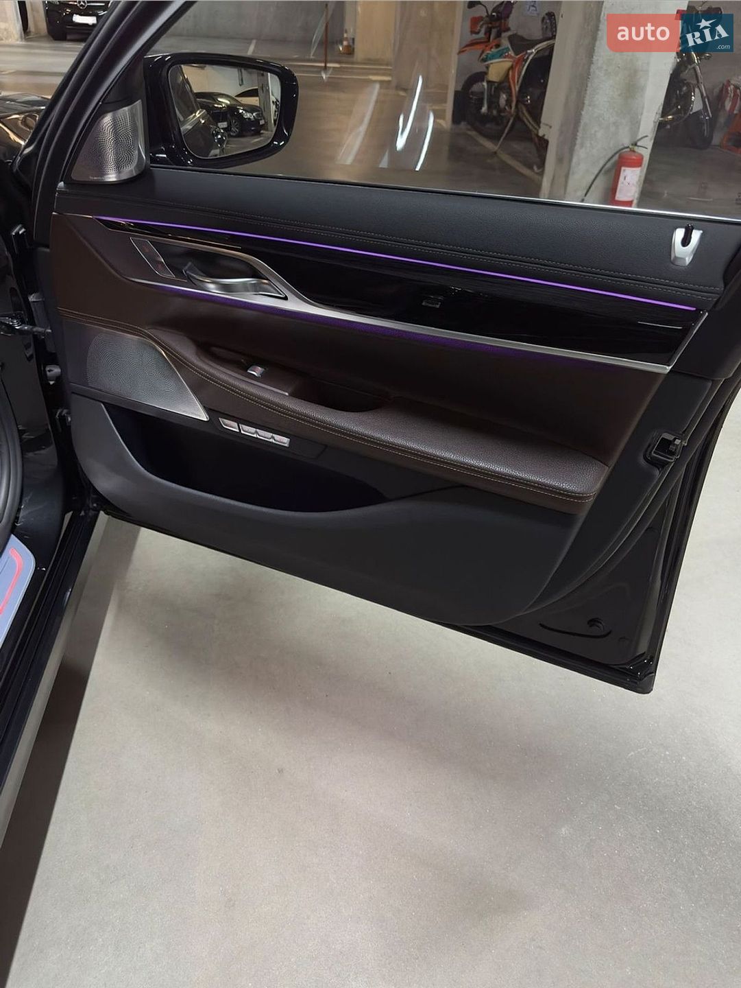 BMW 7 Series 2015 VIN WBA7F21040G382450 фото оголошення 34 з 43