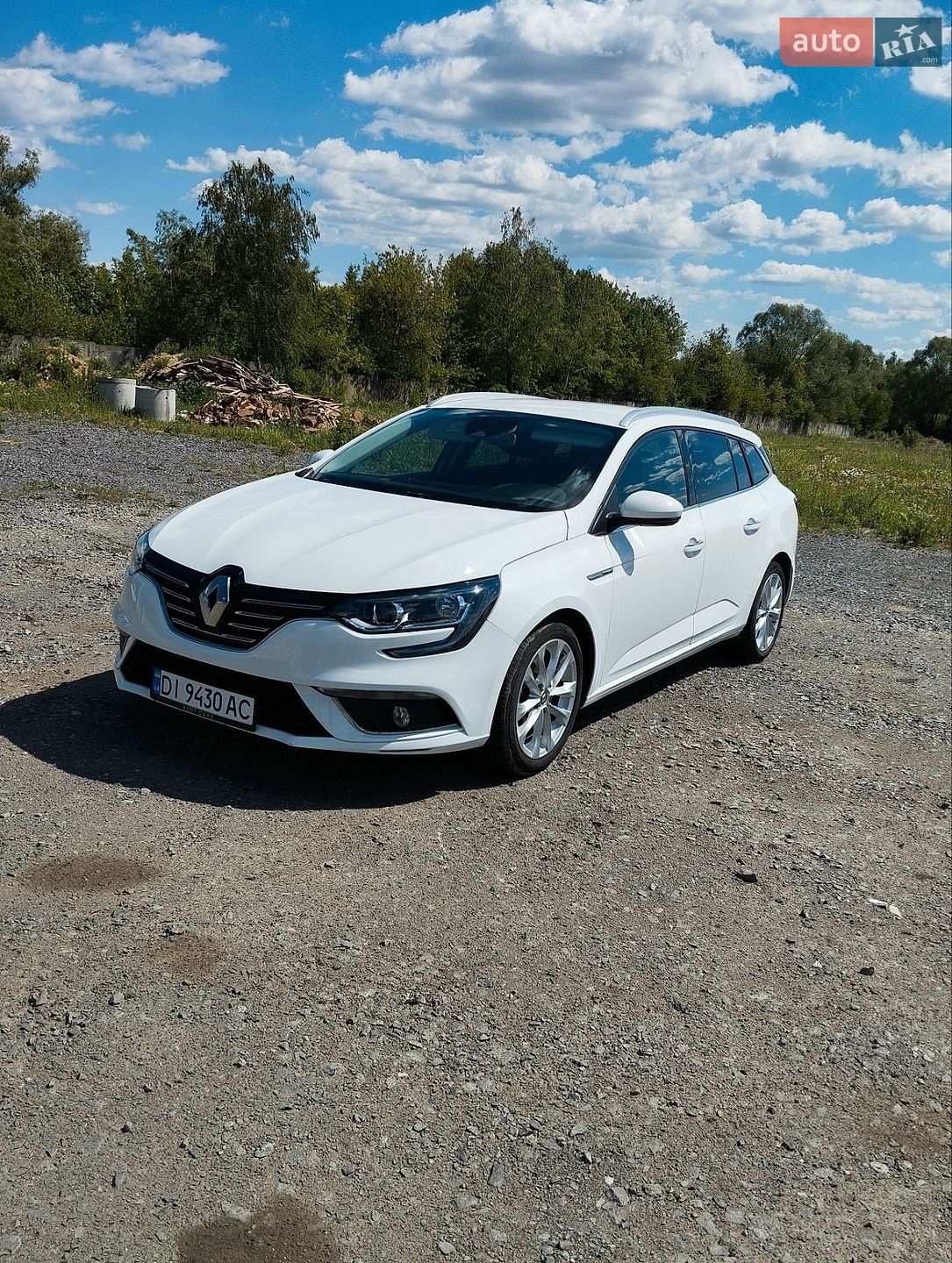 Renault Megane 2018 VIN VF1RFB00860996124 фото оголошення 6 з 25
