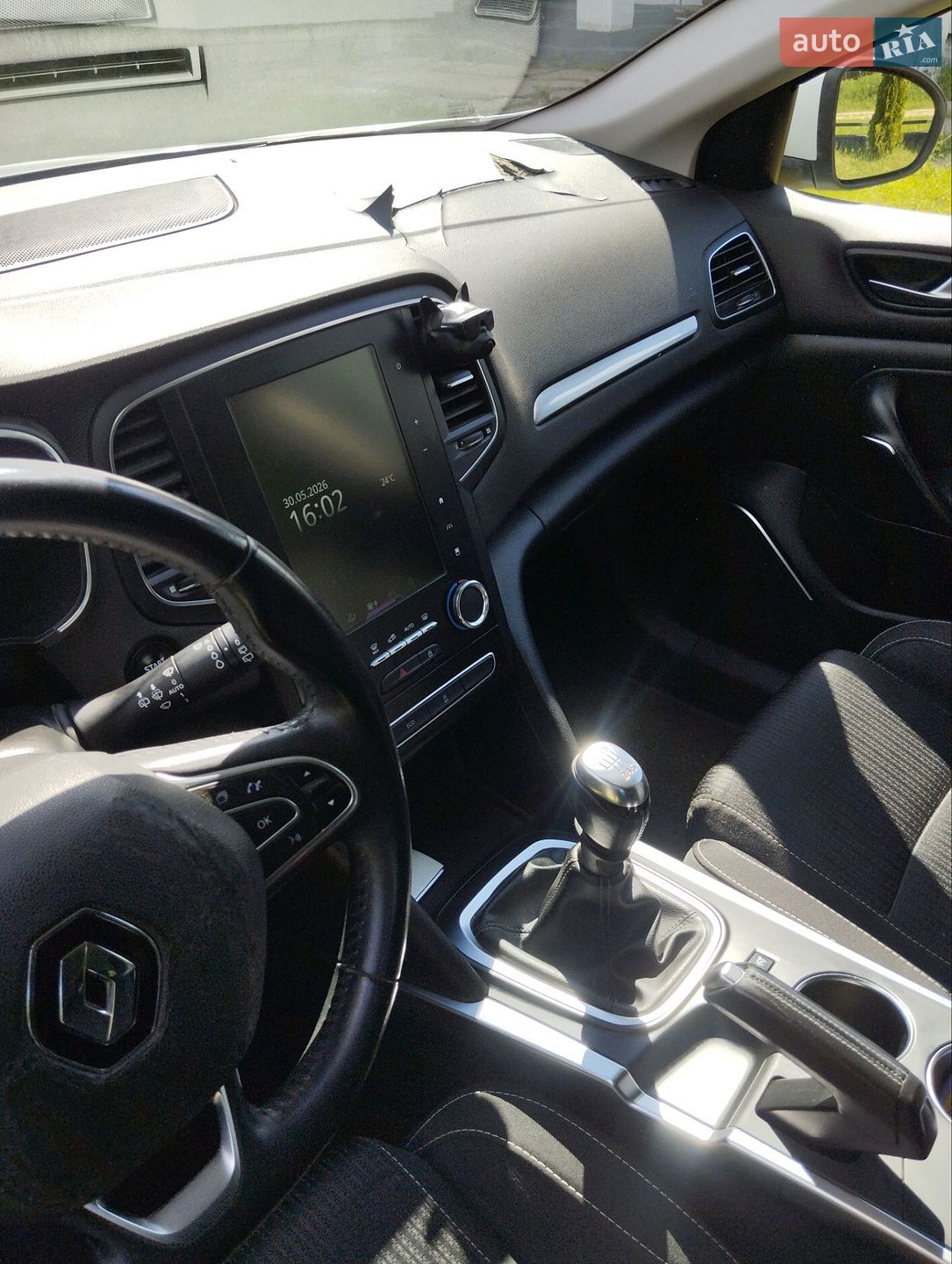 Renault Megane 2018 VIN VF1RFB00860996124 фото оголошення 16 з 25