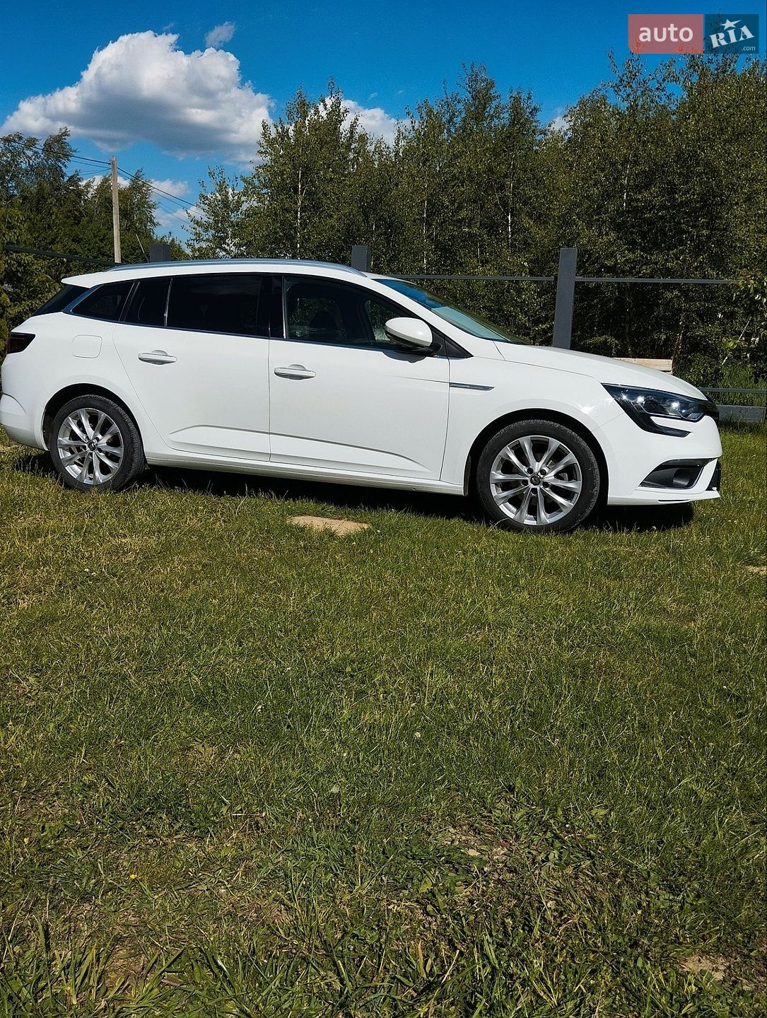 Renault Megane 2018 VIN VF1RFB00860996124 фото оголошення 23 з 25