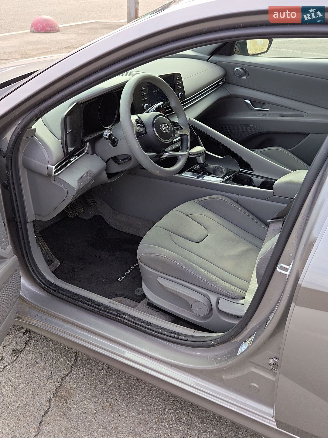Hyundai Elantra 2023 VIN KMHLM4AJ3PU059056 фото оголошення 10 з 29