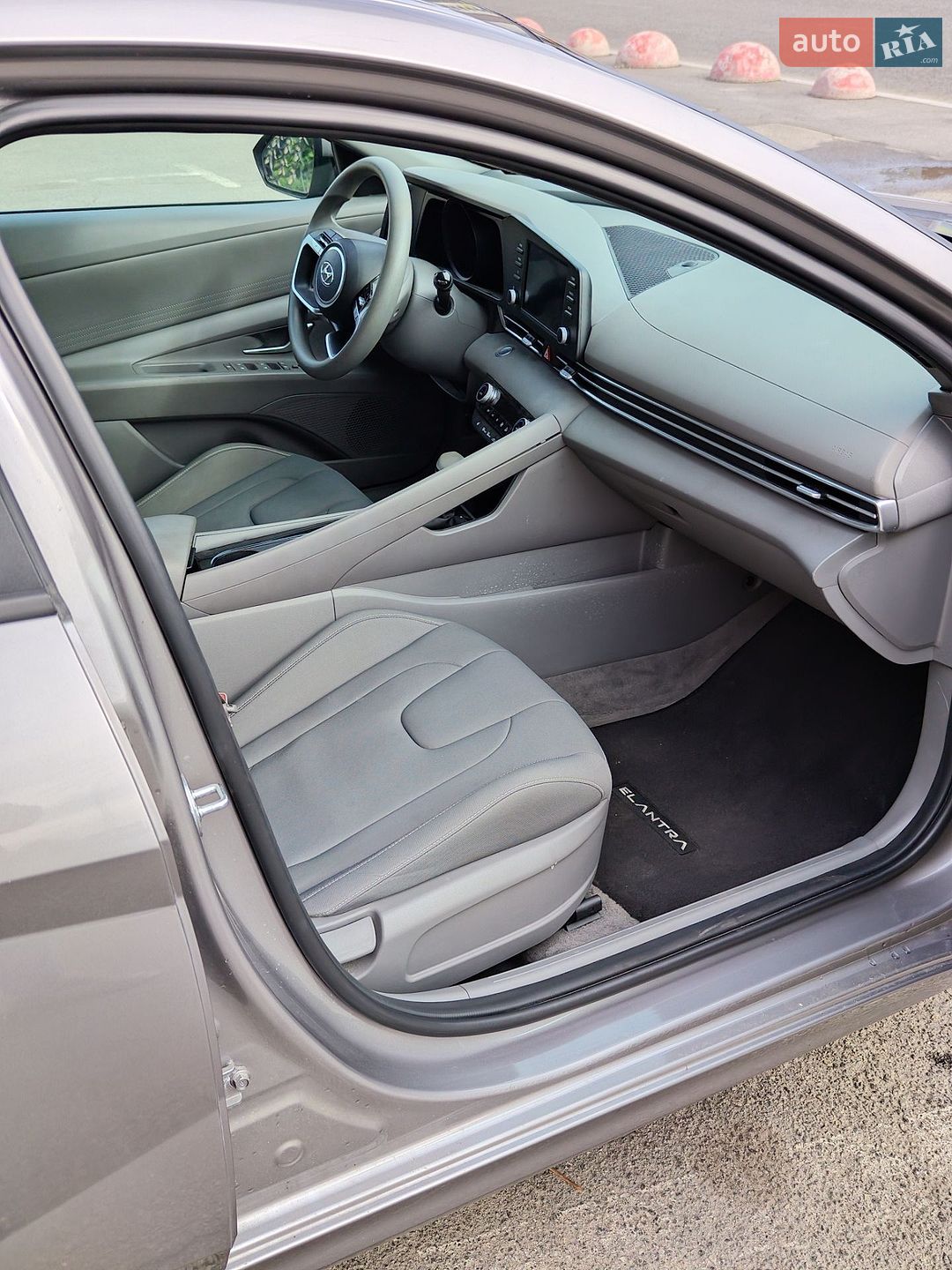 Hyundai Elantra 2023 VIN KMHLM4AJ3PU059056 фото оголошення 17 з 29
