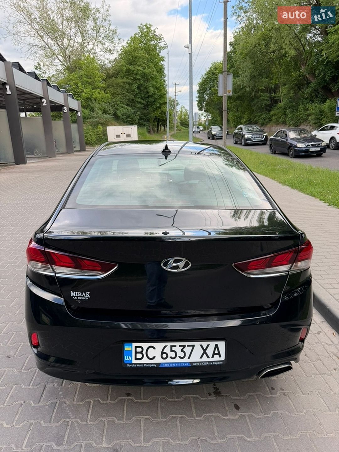 Hyundai Sonata 2018 VIN 5NPE24AF7JH689615 фото оголошення 12 з 30
