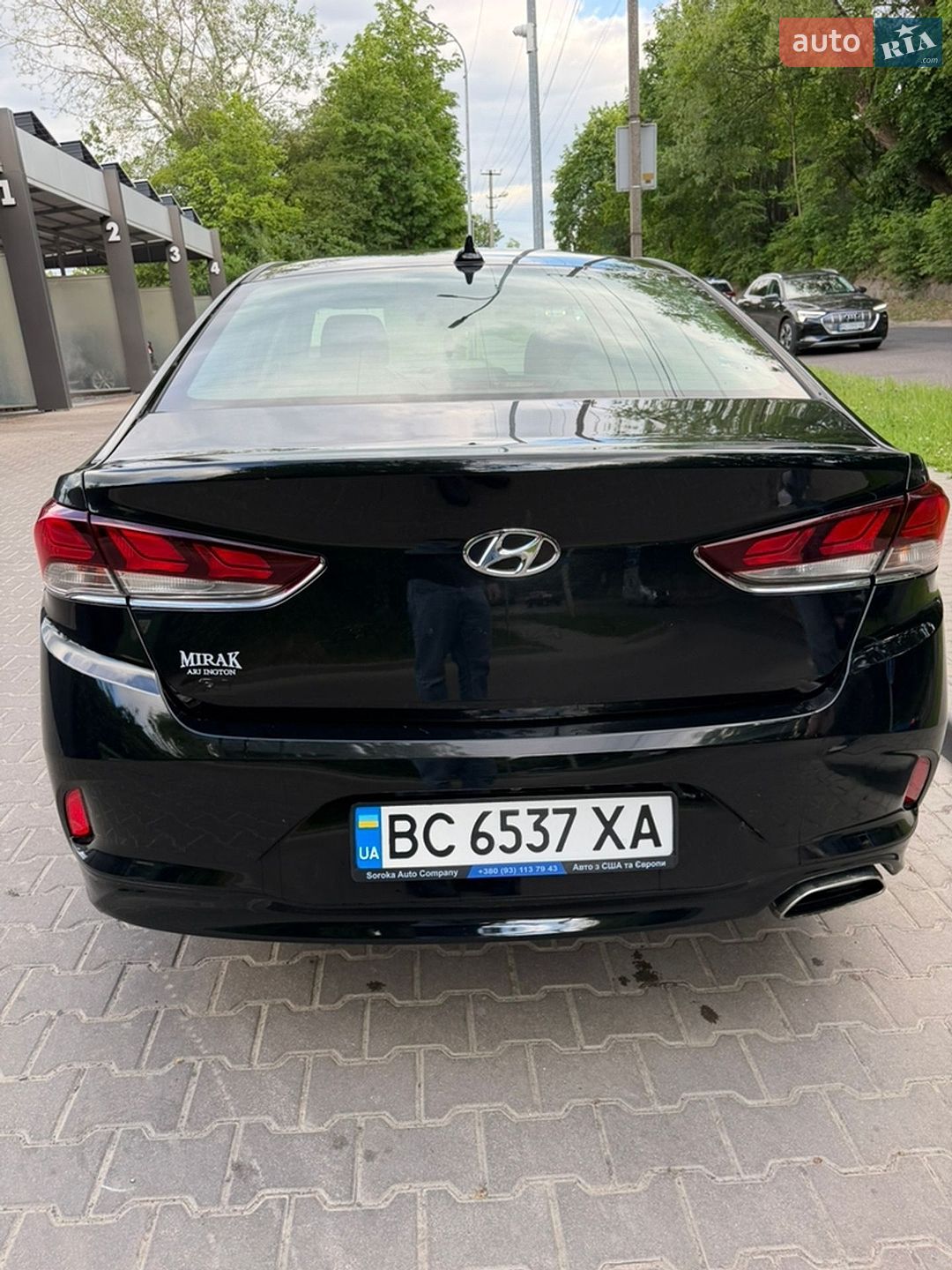 Hyundai Sonata 2018 VIN 5NPE24AF7JH689615 фото оголошення 13 з 30