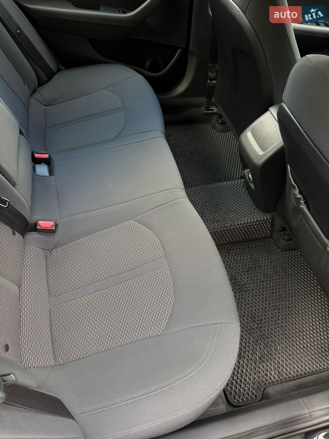 Hyundai Sonata 2018 VIN 5NPE24AF7JH689615 фото оголошення 21 з 30