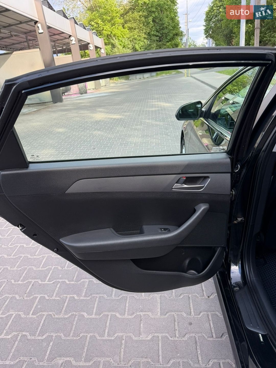 Hyundai Sonata 2018 VIN 5NPE24AF7JH689615 фото оголошення 25 з 30
