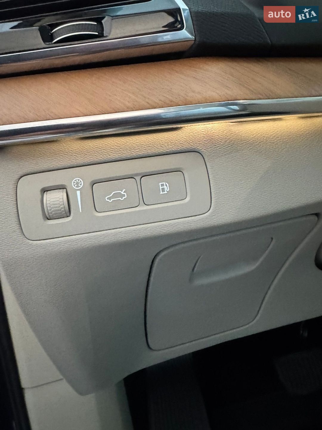 Volvo XC90 2021 VIN YV4BR0CK6N1777695 фото оголошення 16 з 39