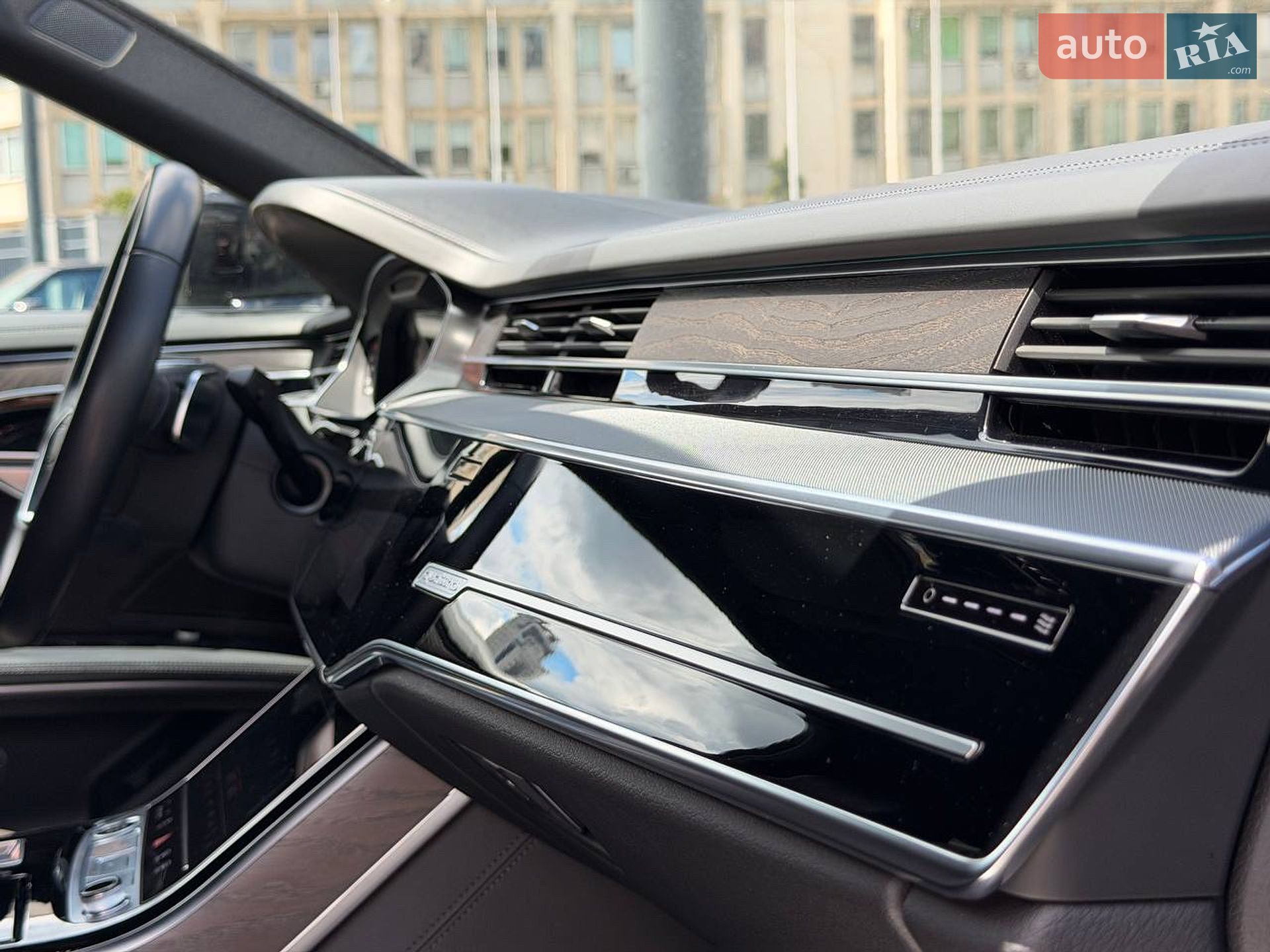 Audi A8 2021 VIN WAUZZZF80MN023735 фото оголошення 37 з 37