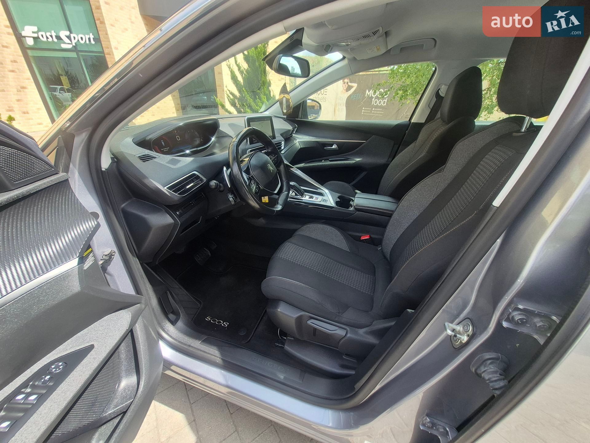 Peugeot 5008 2019 VIN VF3MCYHZRKS467530 фото оголошення 32 з 106