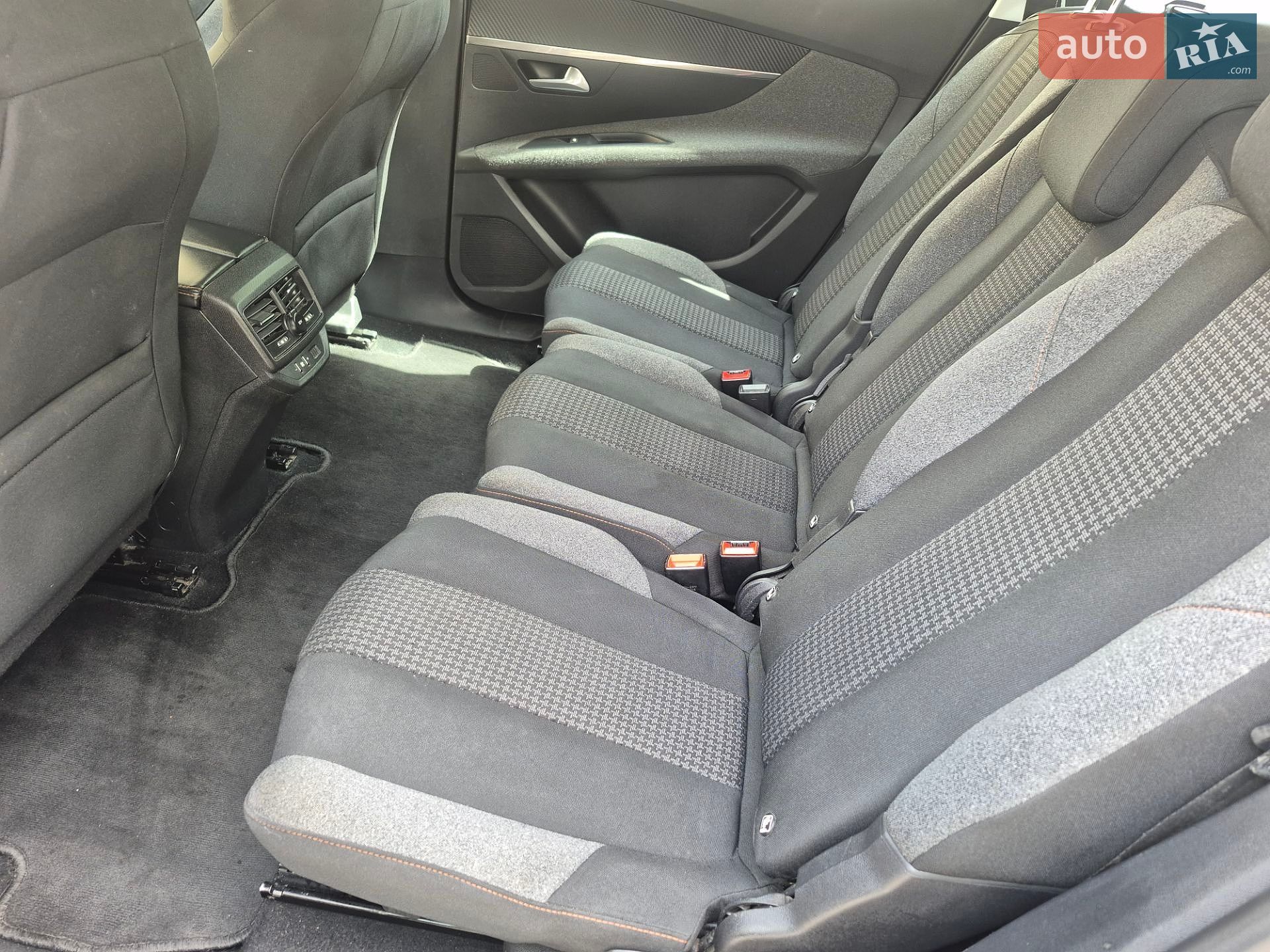 Peugeot 5008 2019 VIN VF3MCYHZRKS467530 фото оголошення 43 з 106
