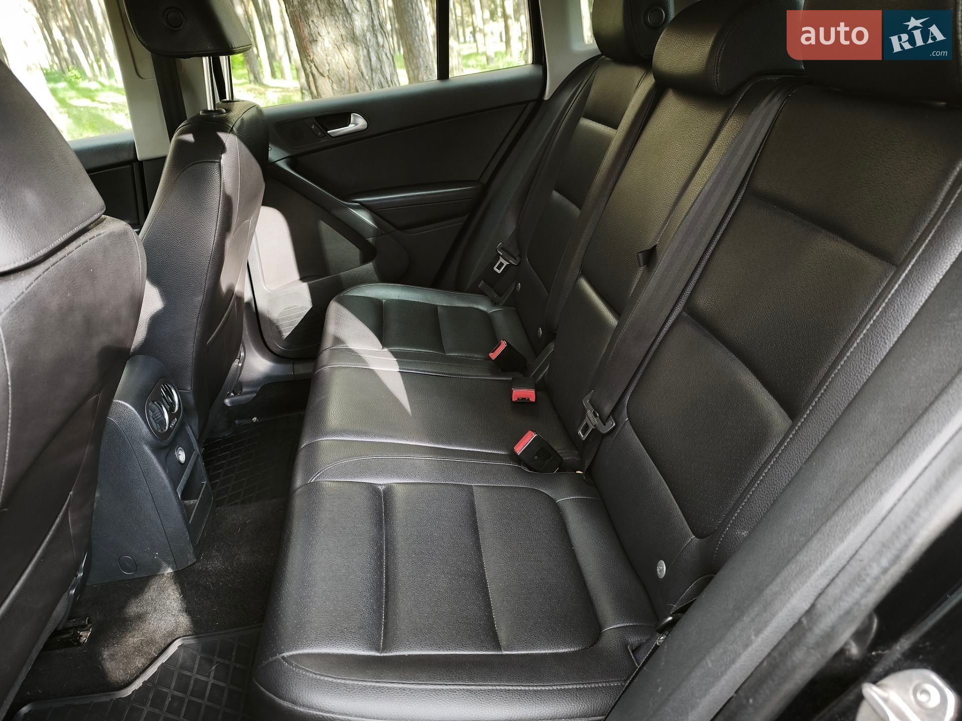 Volkswagen Tiguan 2016 VIN WVGBV7AX1GW604710 фото оголошення 3 з 23