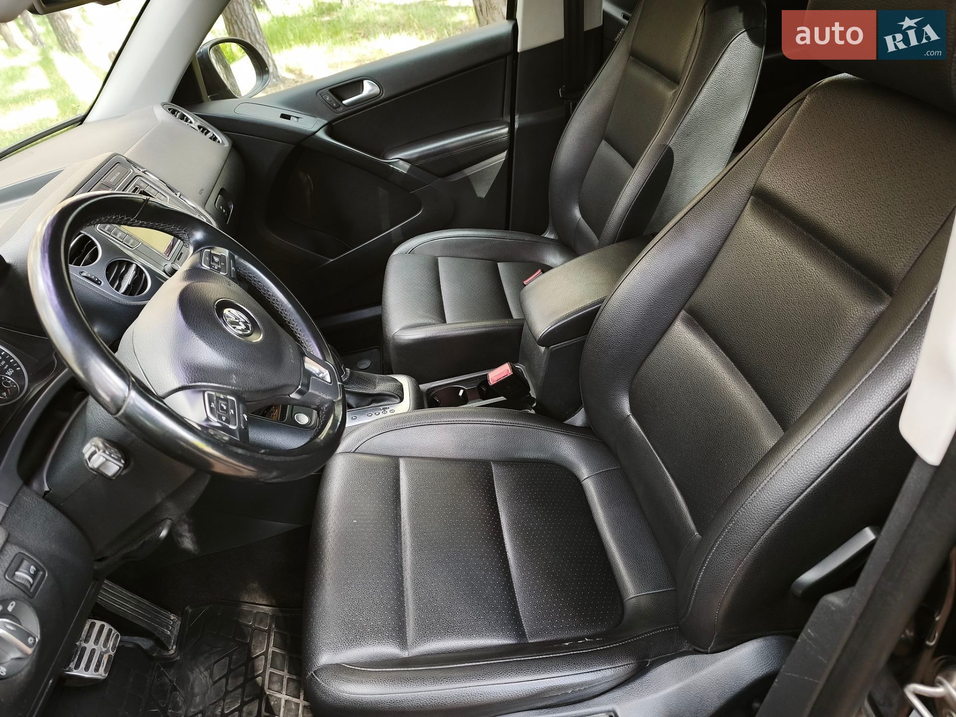 Volkswagen Tiguan 2016 VIN WVGBV7AX1GW604710 фото оголошення 4 з 23