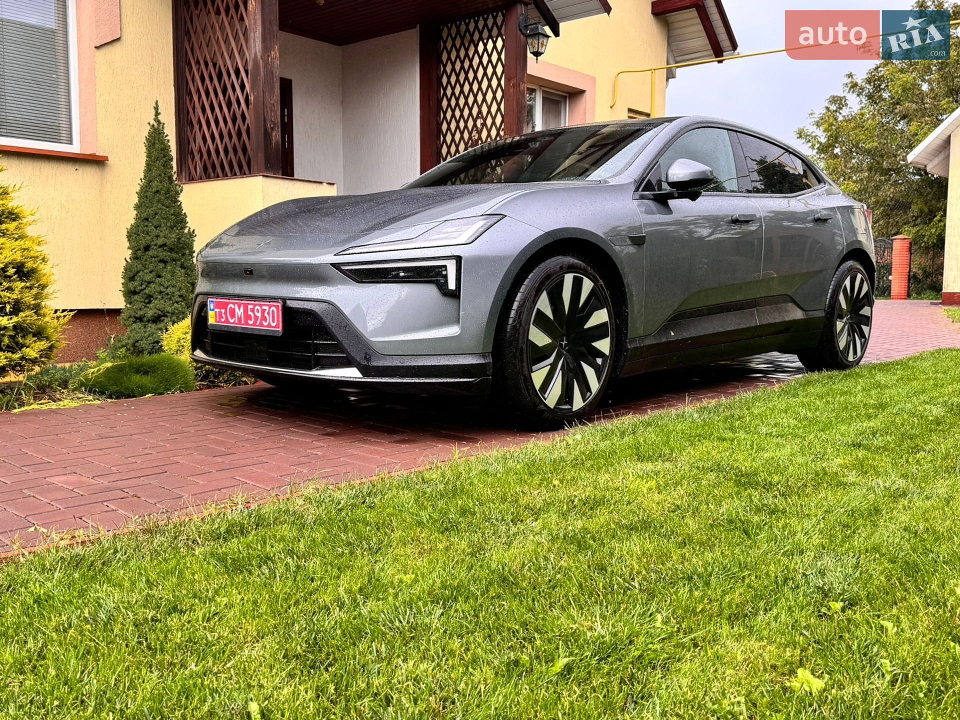 Polestar 4 2023 VIN L6T79P2N3PP104832 фото оголошення 6 з 36