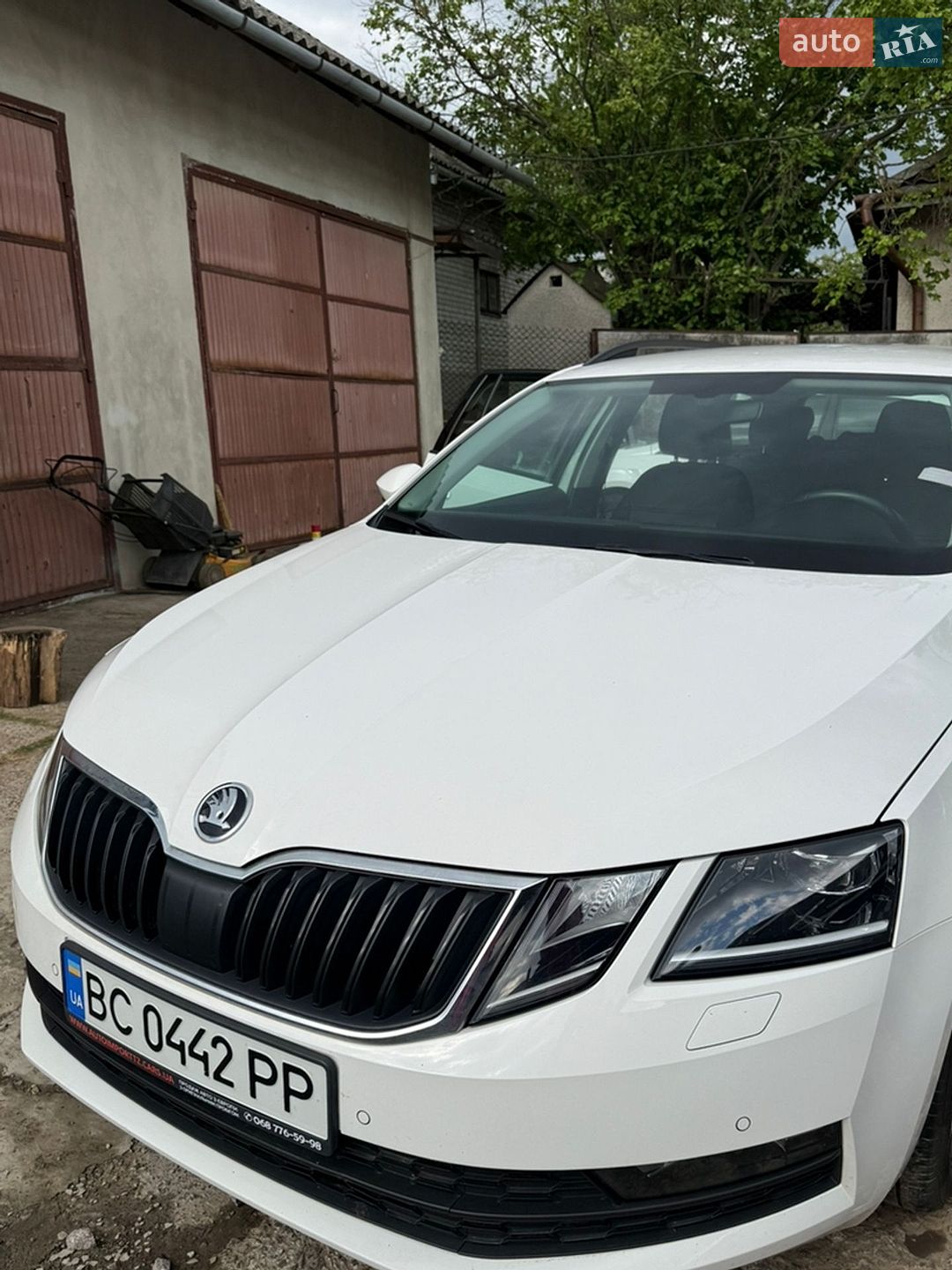 Skoda Octavia 2017 VIN TMBJG7NE9J0026336 фото оголошення 8 з 18