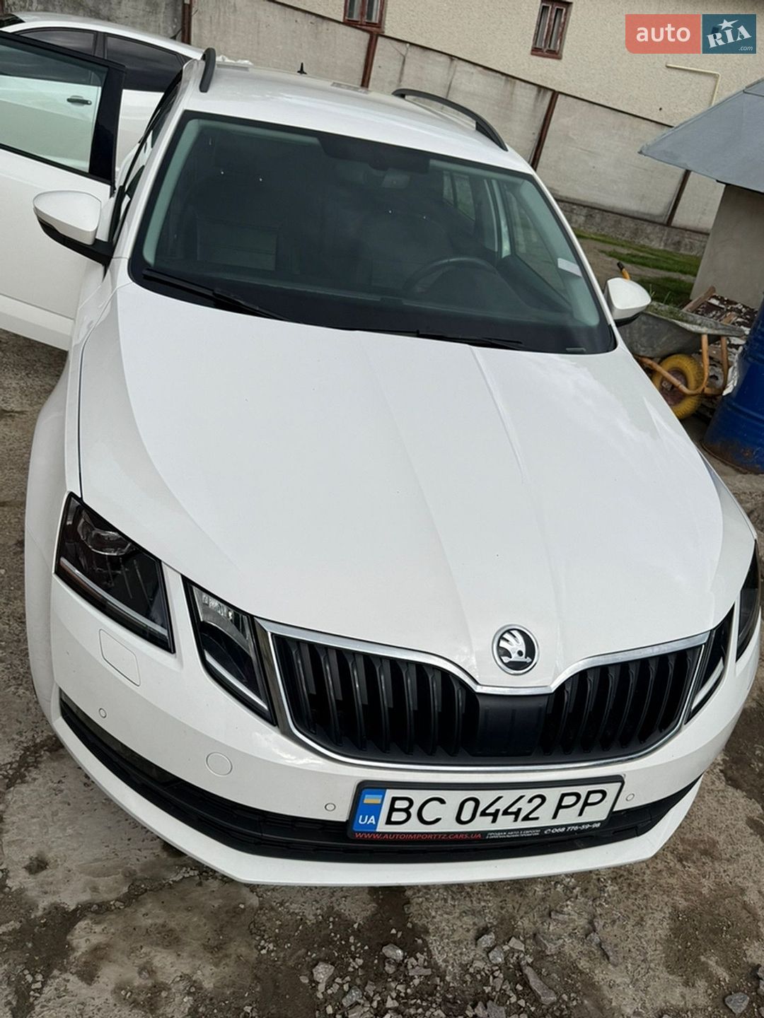 Skoda Octavia 2017 VIN TMBJG7NE9J0026336 фото оголошення 9 з 18