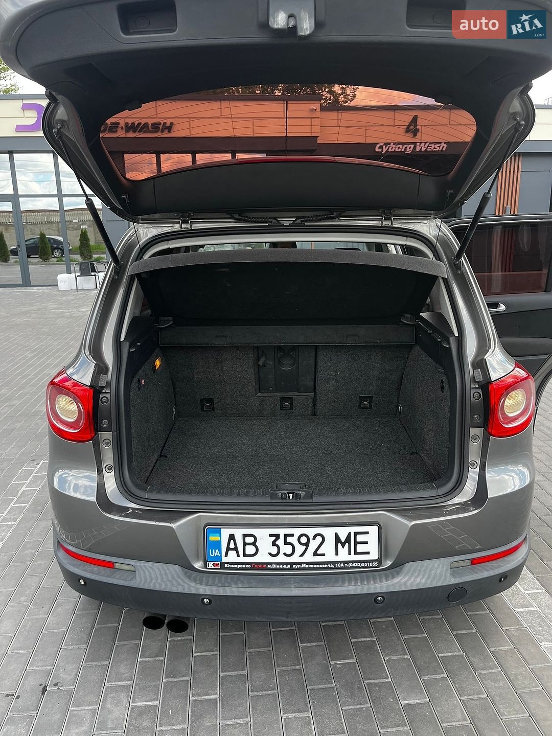 Volkswagen Tiguan 2010 VIN WVGZZZ5NZAW106801 фото оголошення 5 з 17