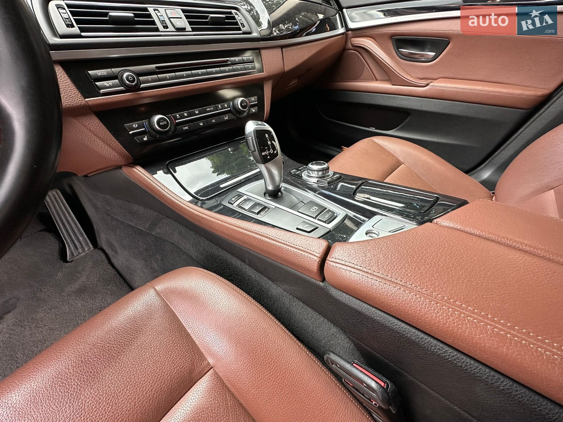 BMW 5 Series 2016 VIN WBA5A31060G369128 фото оголошення 24 з 43