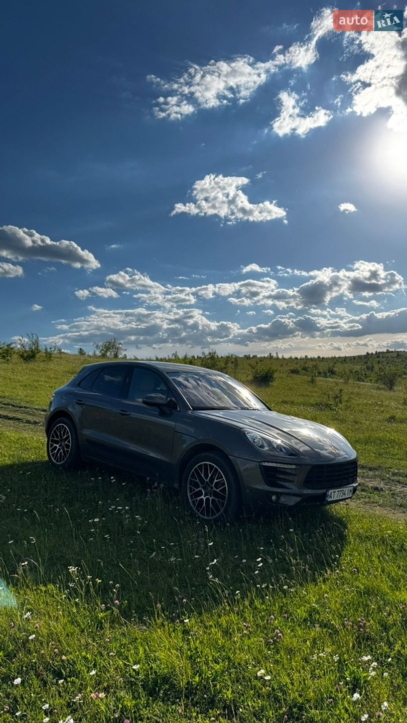 Porsche Macan 2018 VIN WP1AA2A51JLB21481 фото оголошення 2 з 14