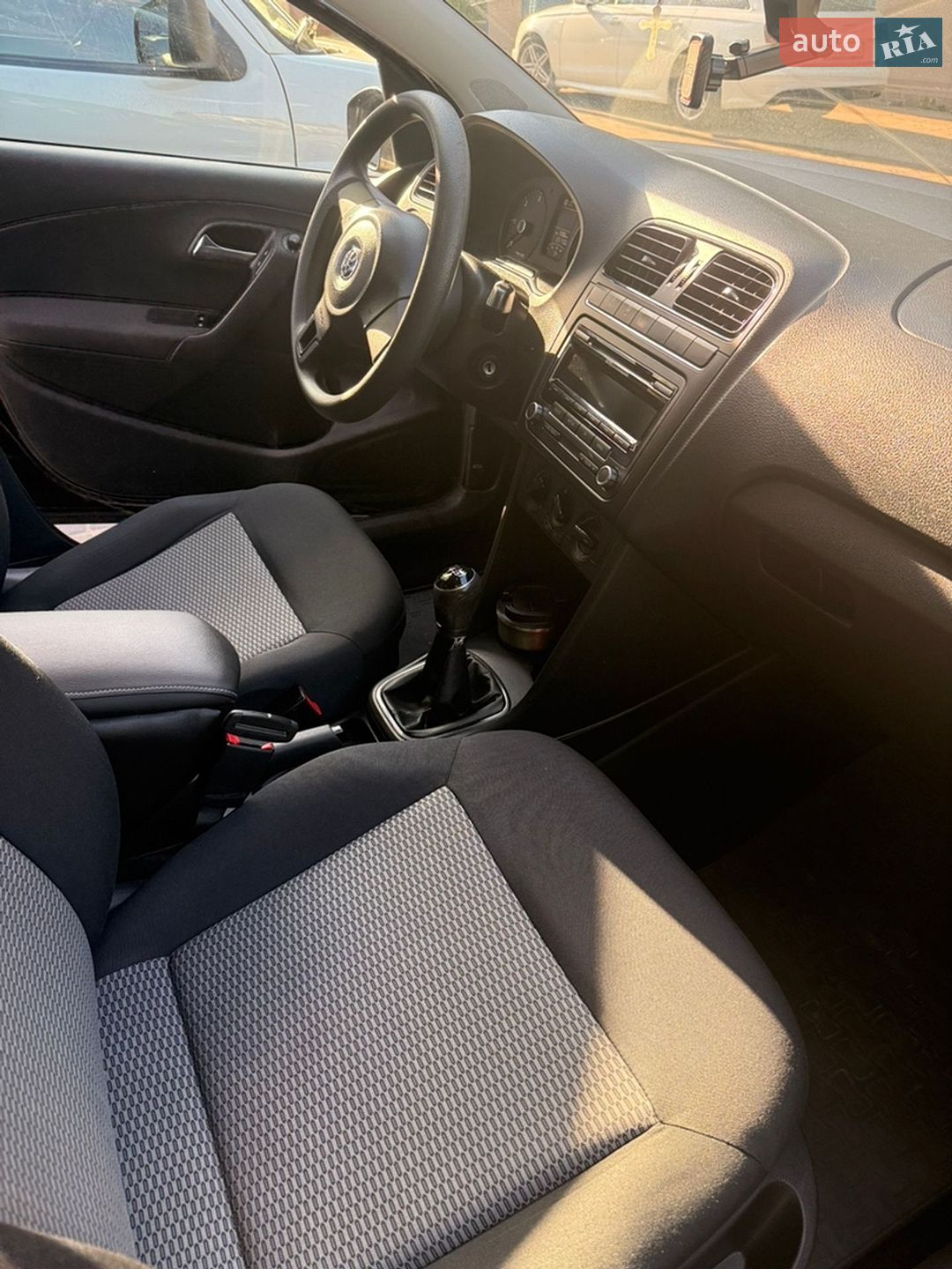 Volkswagen Polo 2013 VIN WVWZZZ6RZDY173917 фото оголошення 6 з 23
