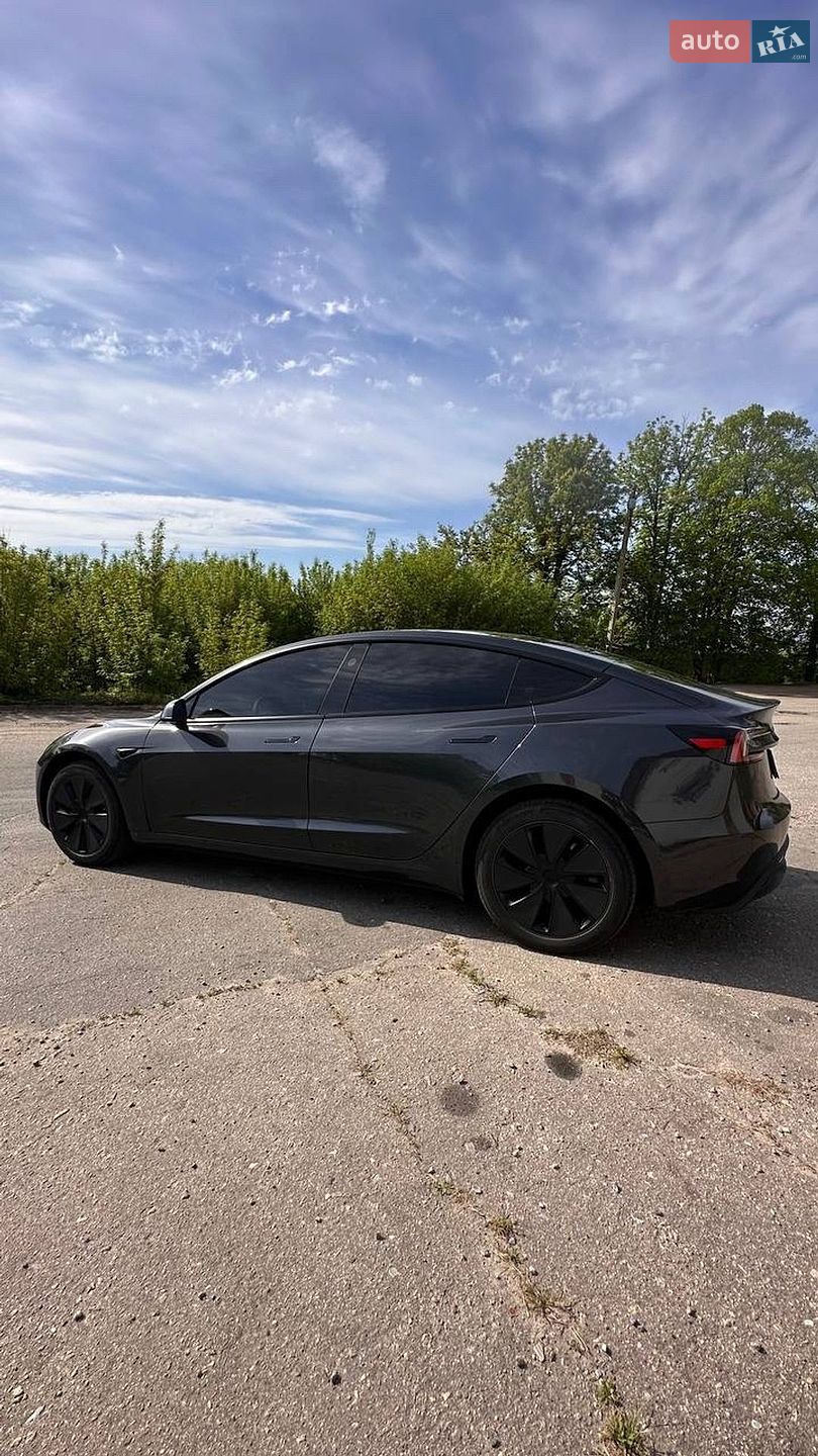 Tesla Model 3 2025 VIN 5YJ3E1EA7SF966534 фото оголошення 3 з 6