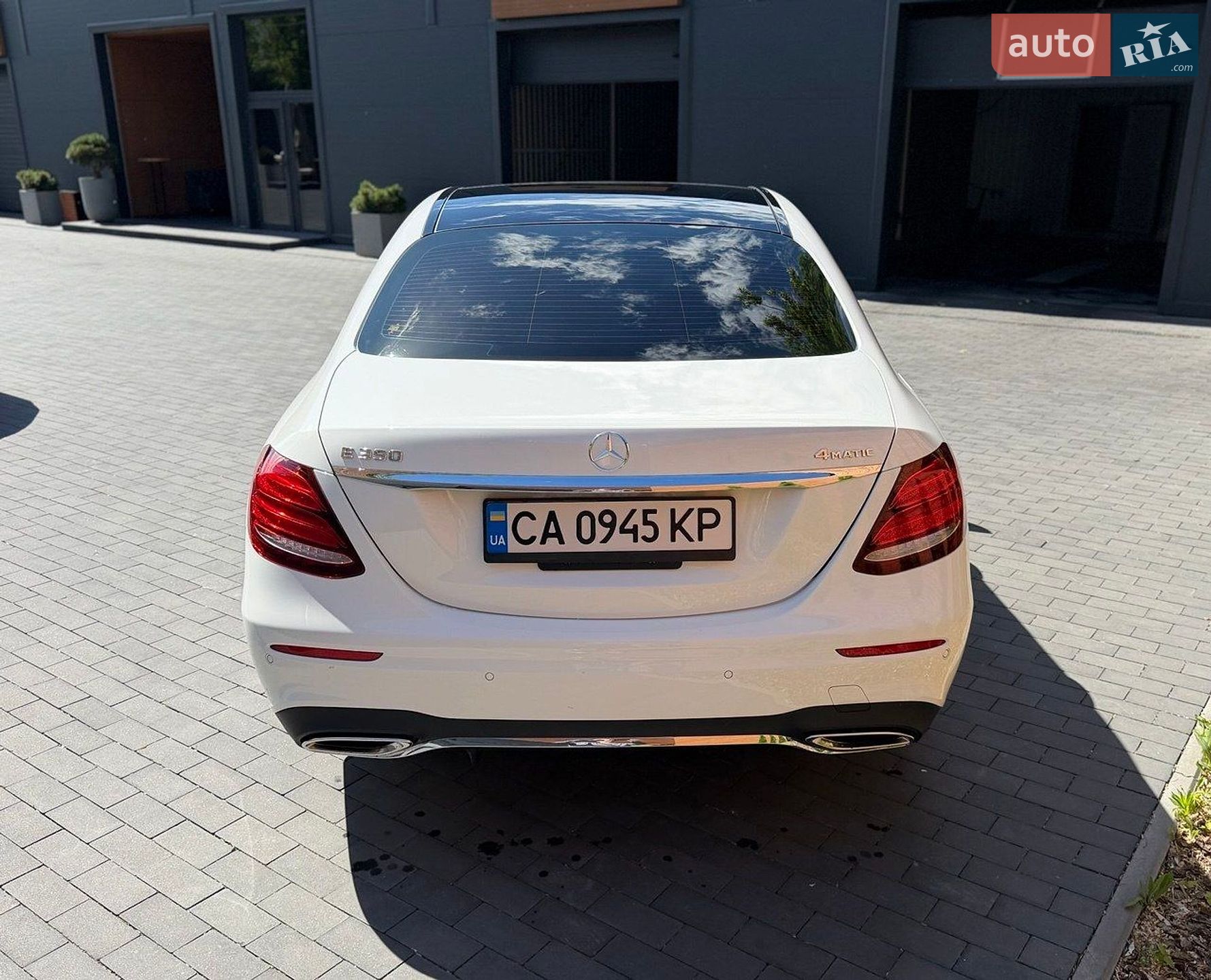 Mercedes-Benz E-Class 2019 VIN WDDZF8EB3LA699420 фото оголошення 4 з 21
