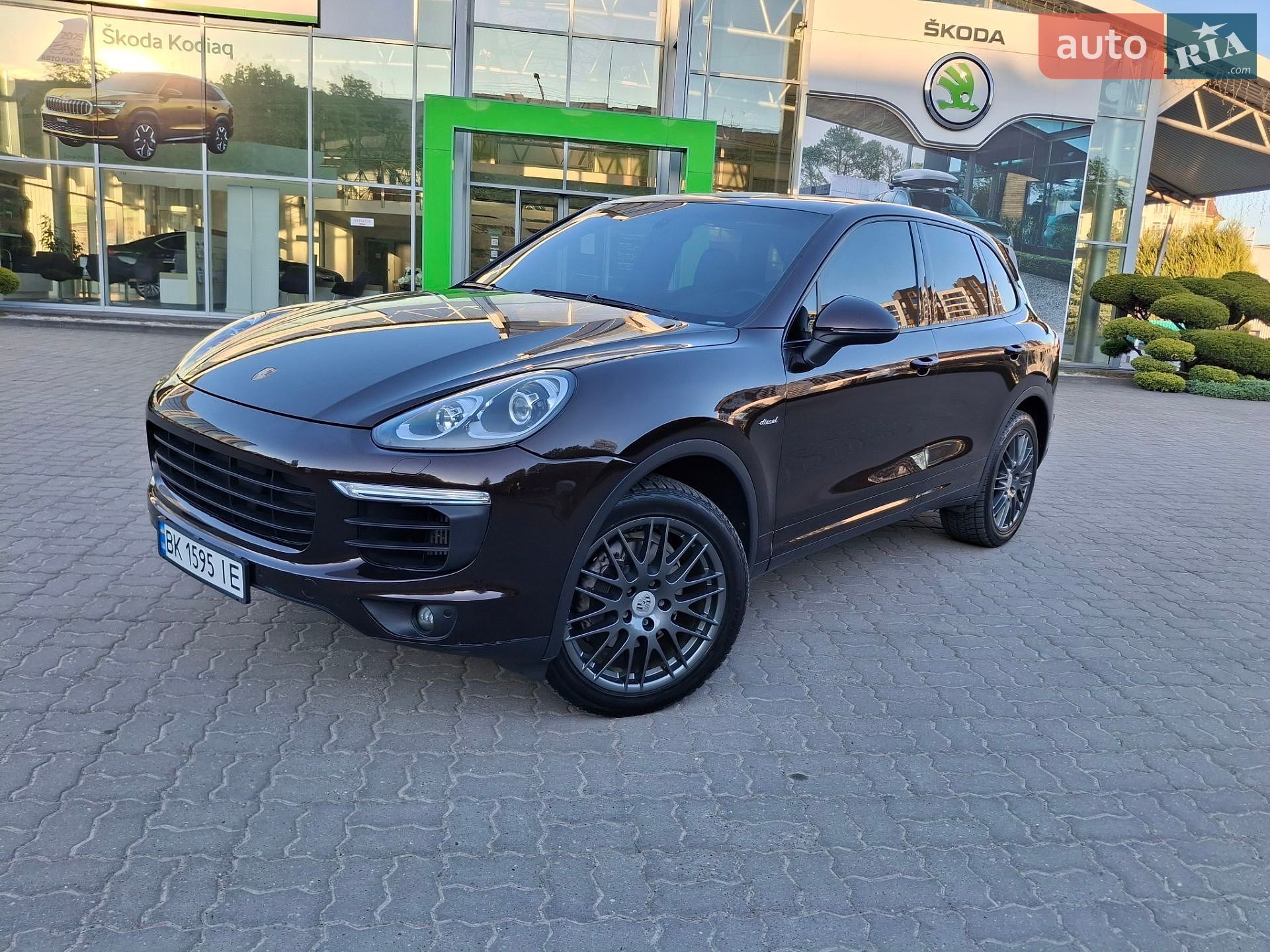 Porsche Cayenne 2015 VIN WP1AF2A29GKA41240 фото оголошення 9 з 101