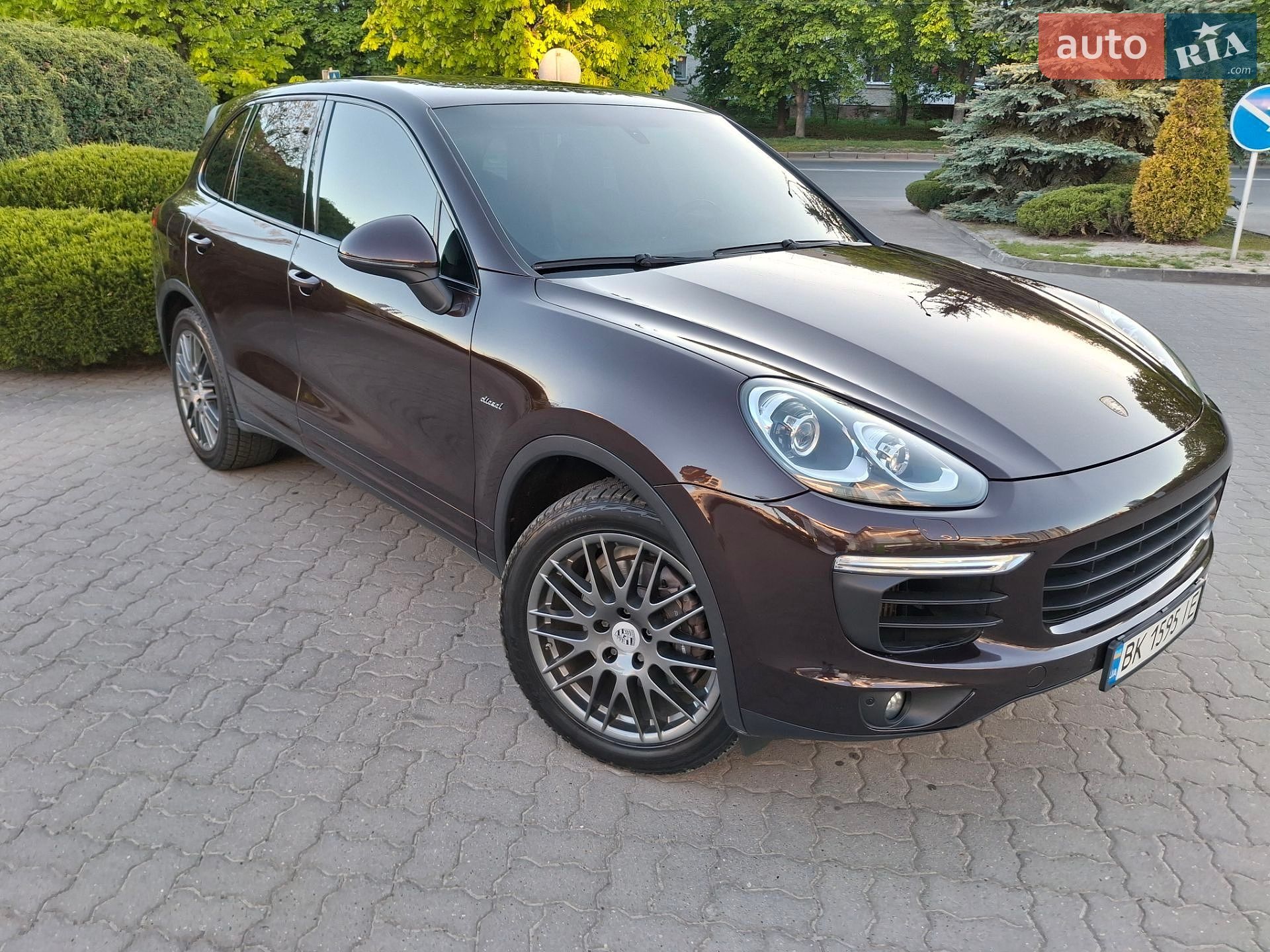 Porsche Cayenne 2015 VIN WP1AF2A29GKA41240 фото оголошення 3 з 101